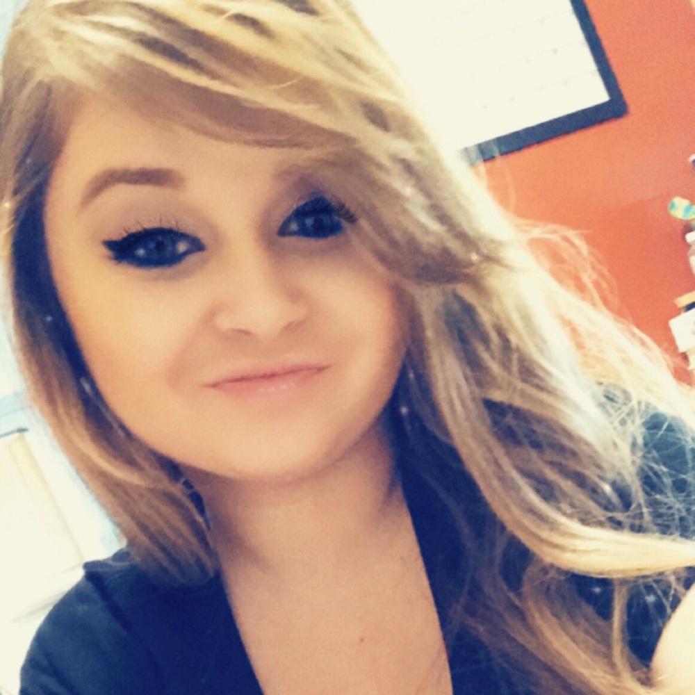 Meet your Posher, Bethany